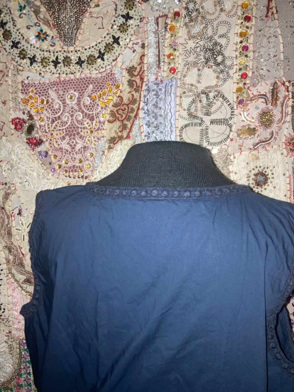 Talbots Navy Sleeveless Embroidered V-Neck Top - Picture 3 of 3